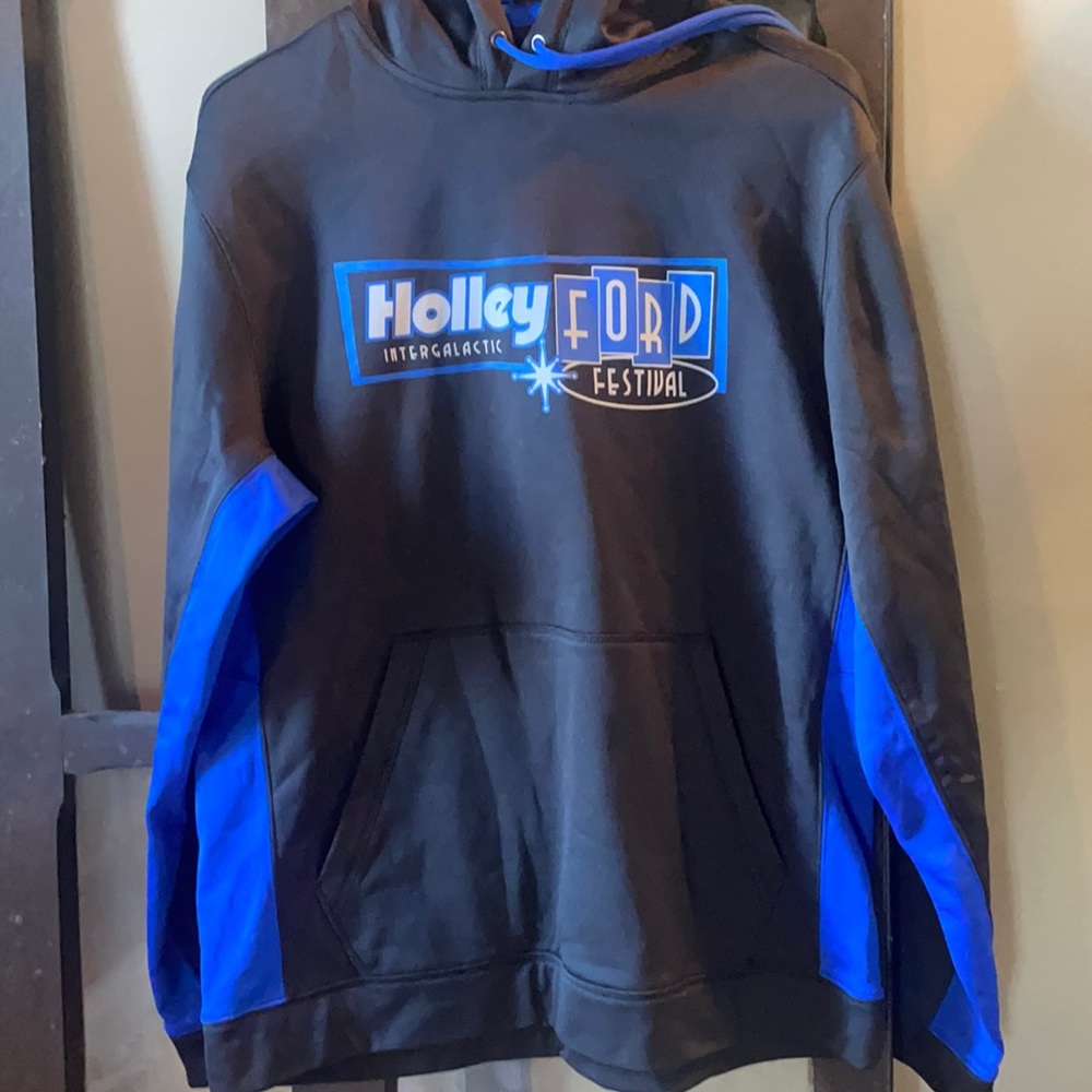 Men’s Sport - Tek hoodie medium in size